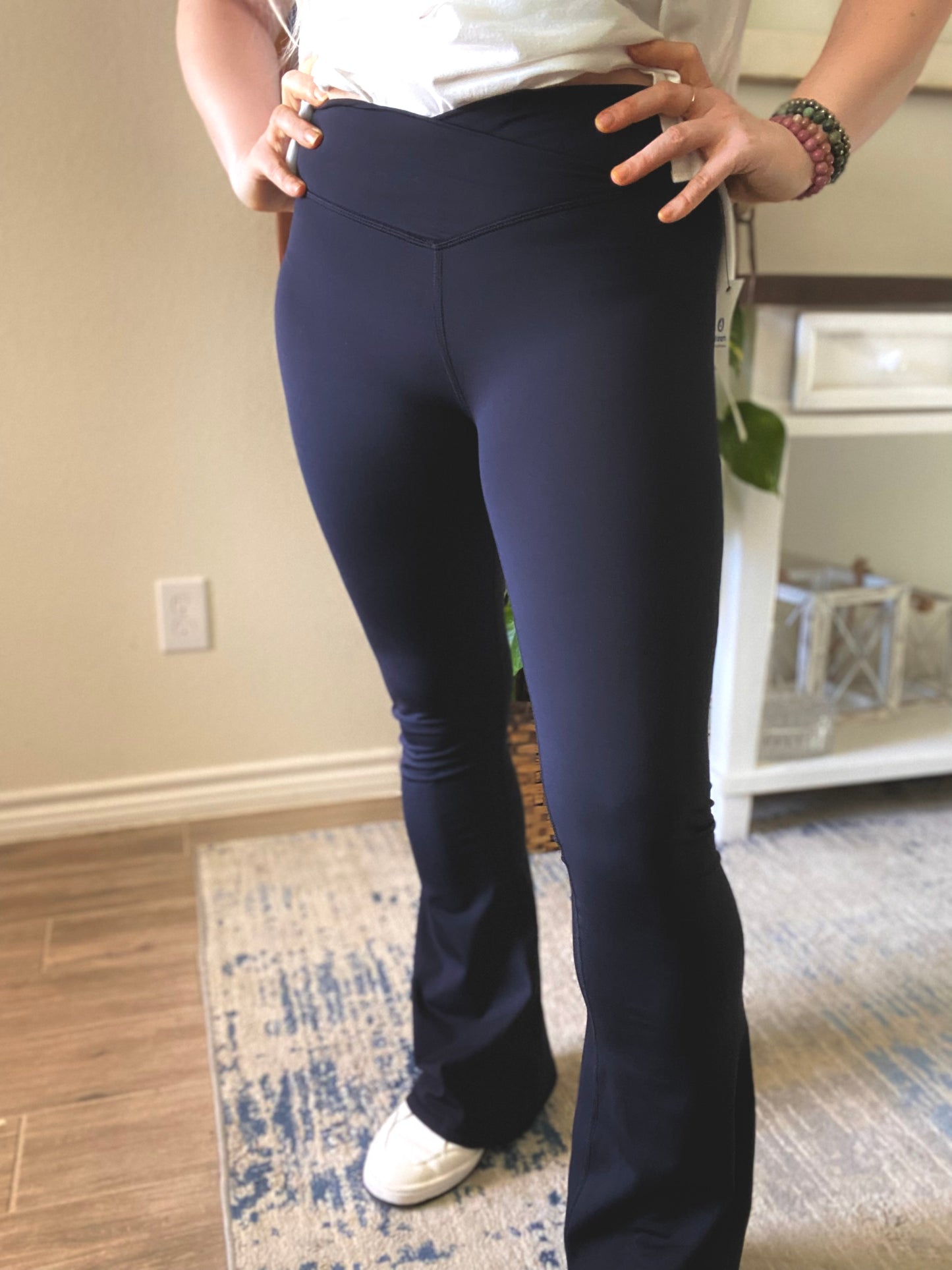 Venice Crossover Waist Yoga Pants