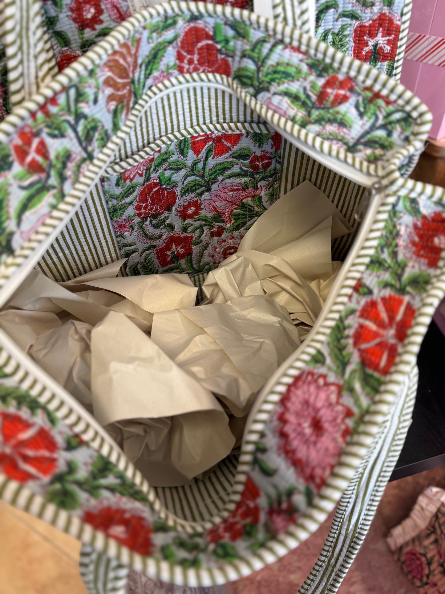 Essential Quilted Totes with Zipper