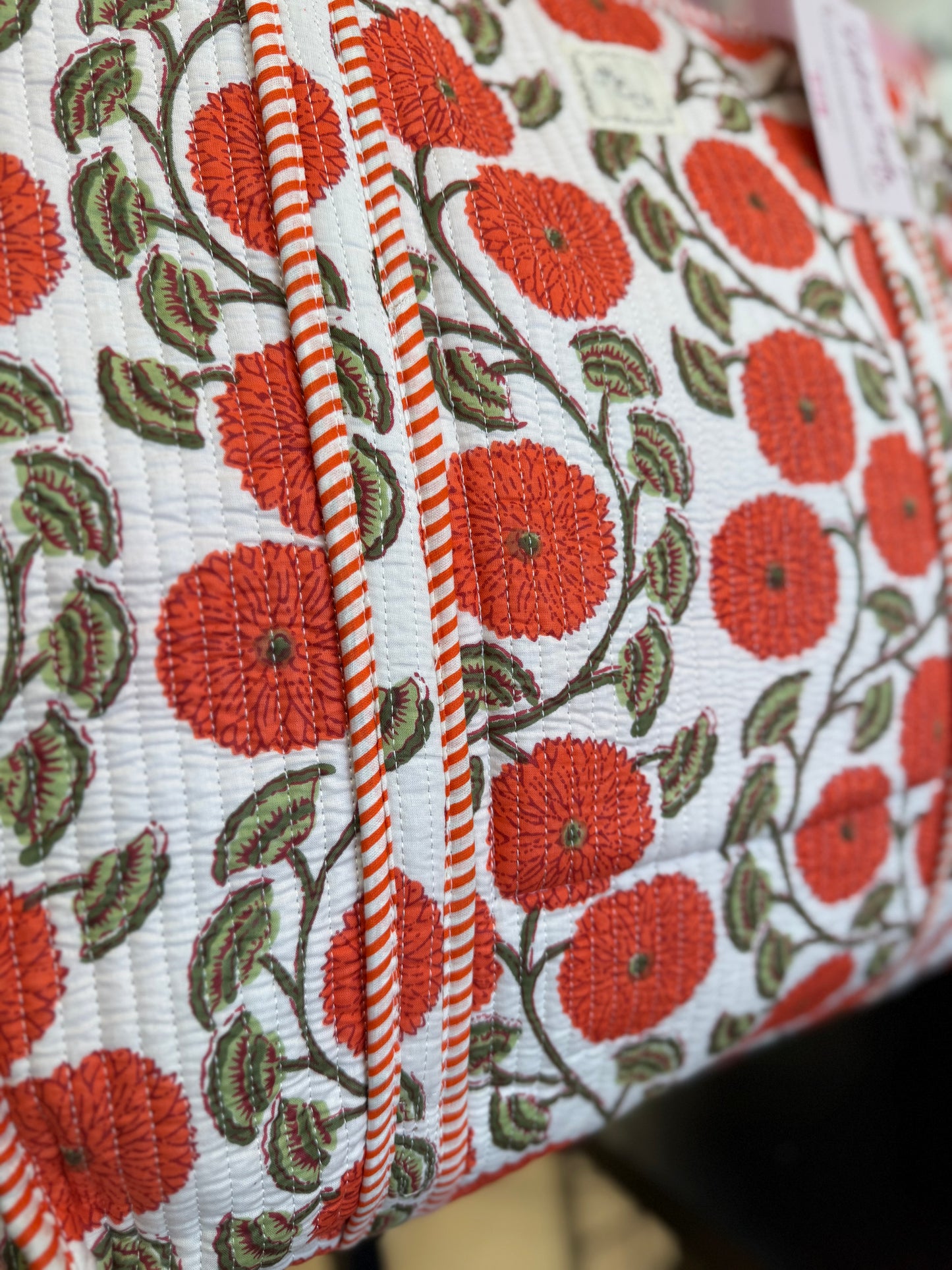 Essential Quilted Totes with Zipper