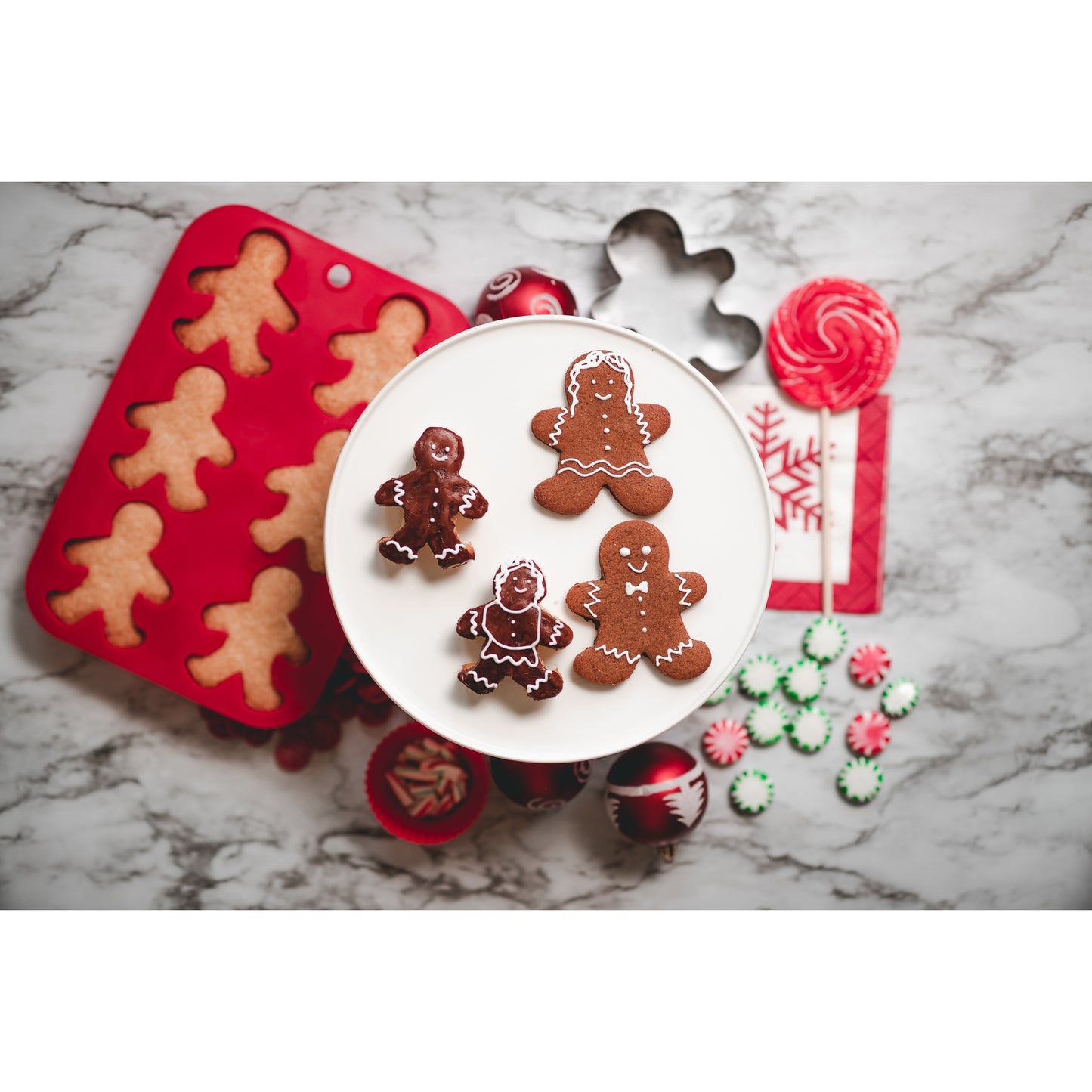Gingerbread Cookie & Cupcake Baking Set
