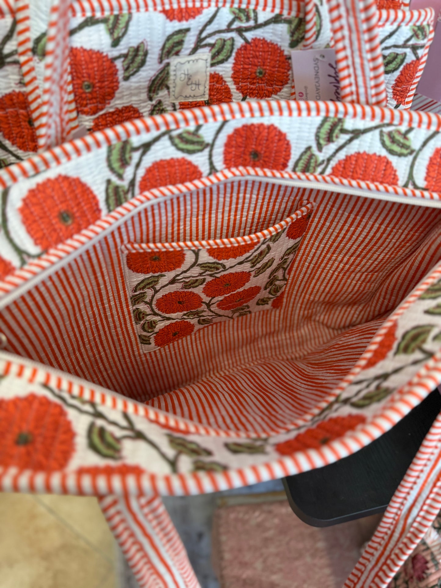 Essential Quilted Totes with Zipper