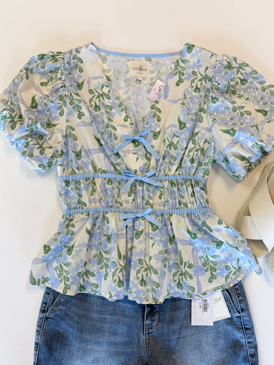 Jolinda Dainty Bow Blouse