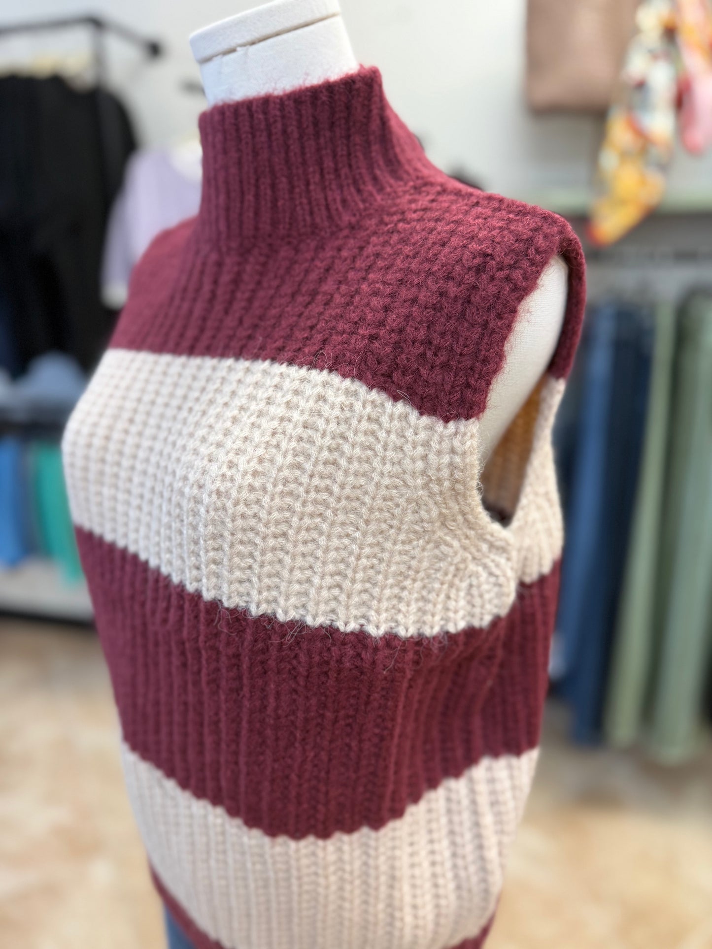 Maroon & Cream Sleeveless Sweater